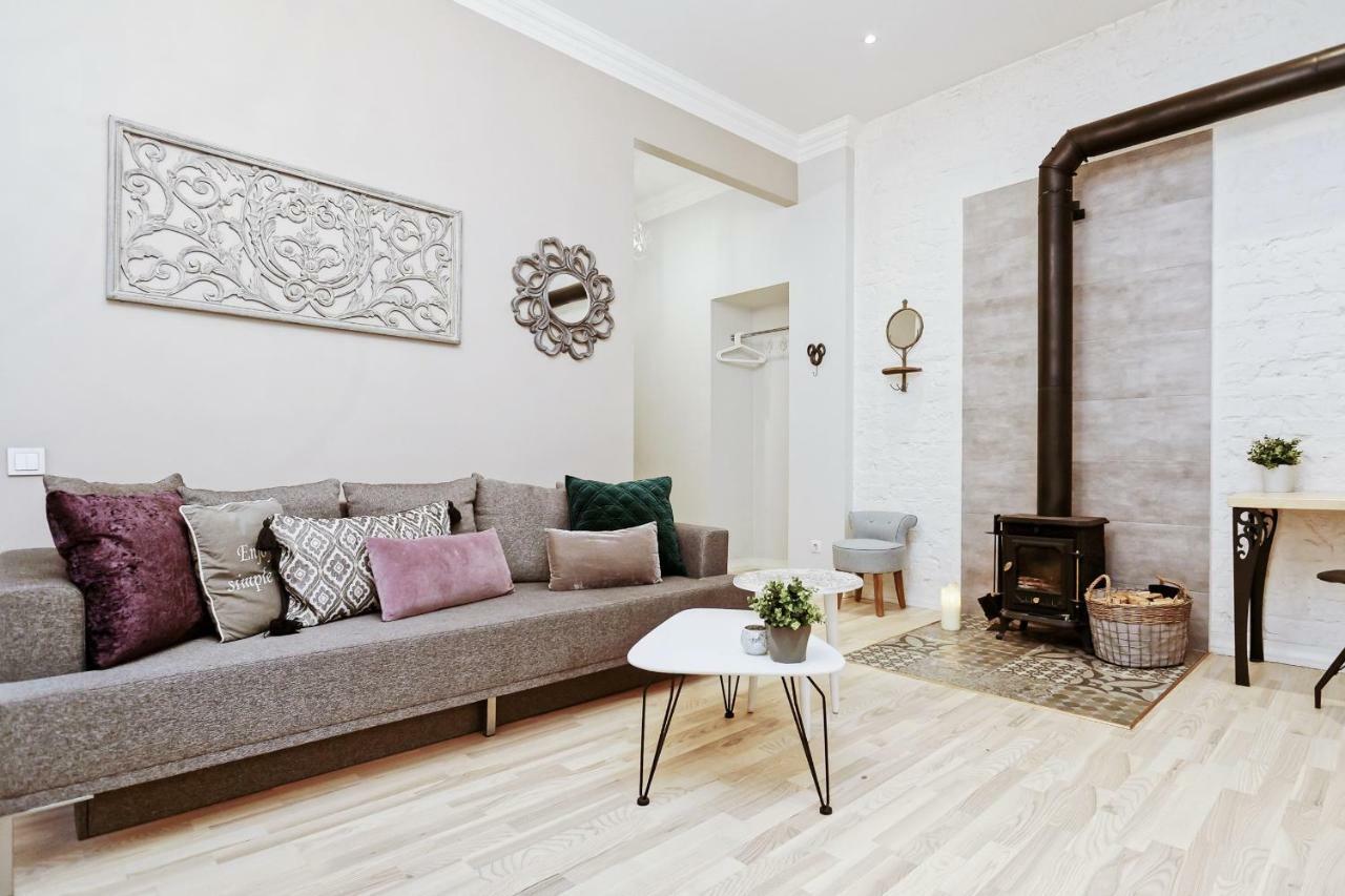 Stabu Street Residence รีกา ภายนอก รูปภาพ